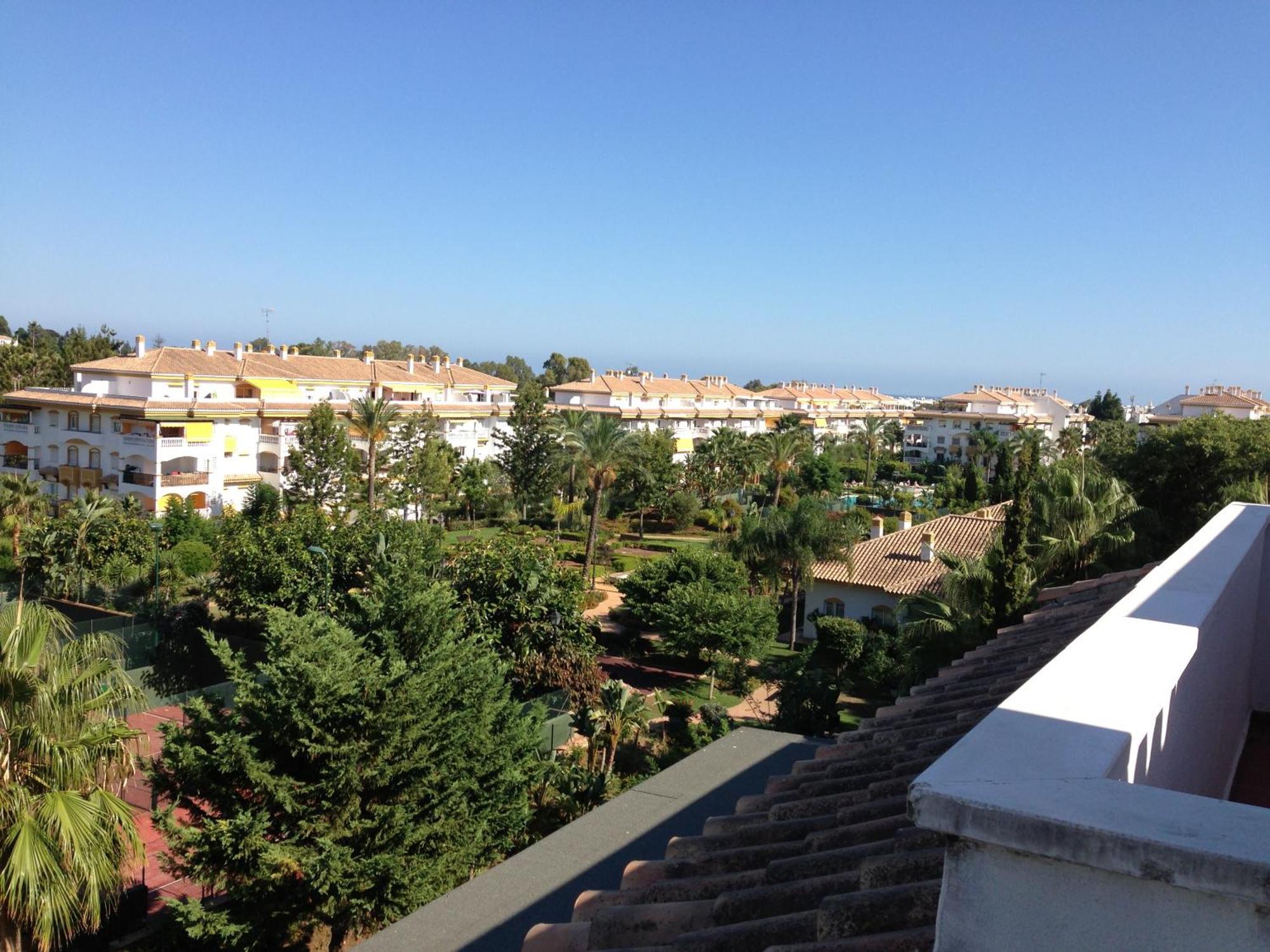 Apartment Urb Dama De Noche 5 Pax Y Terraza En Puerto Banus Marbella