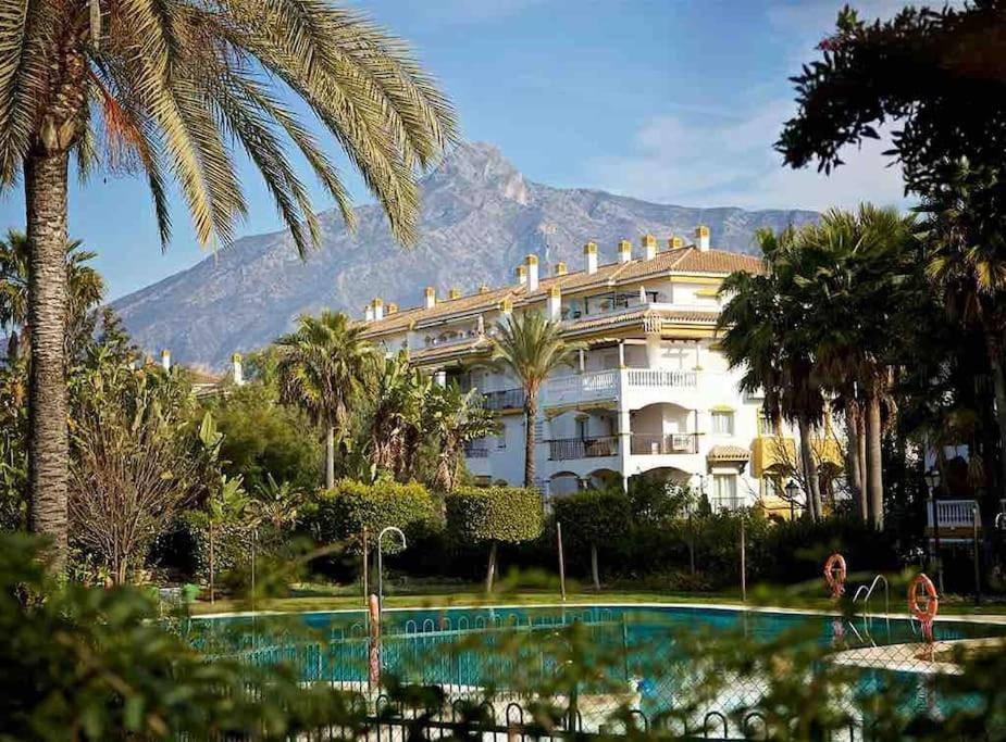 Apartment Urb Dama De Noche 5 Pax Y Terraza En Puerto Banus *