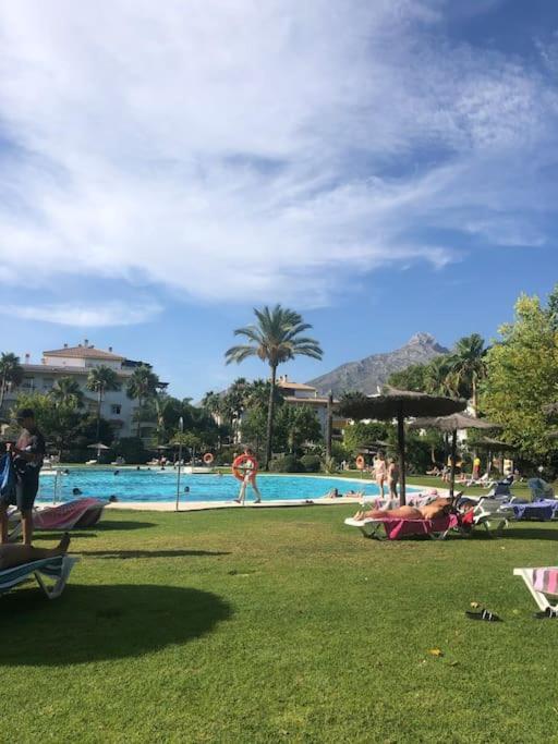 Apartment Urb Dama De Noche 5 Pax Y Terraza En Puerto Banus