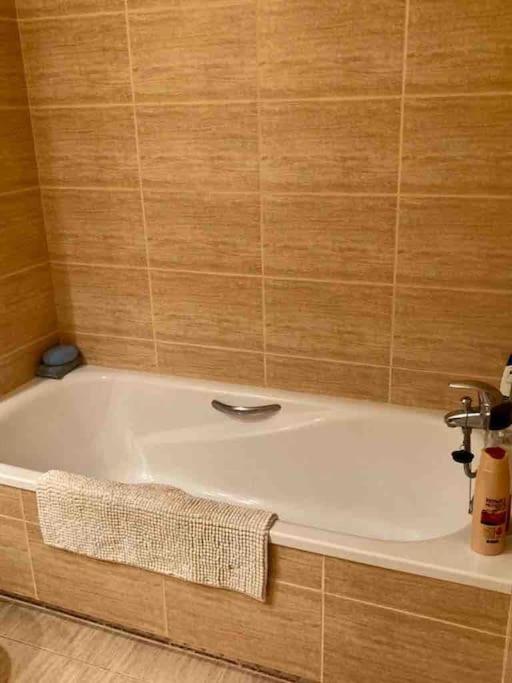 Apartment Urb Dama De Noche 5 Pax Y Terraza En Puerto Banus *