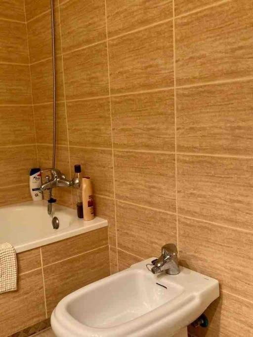 Urb Dama De Noche 5 Pax Y Terraza En Puerto Banus
