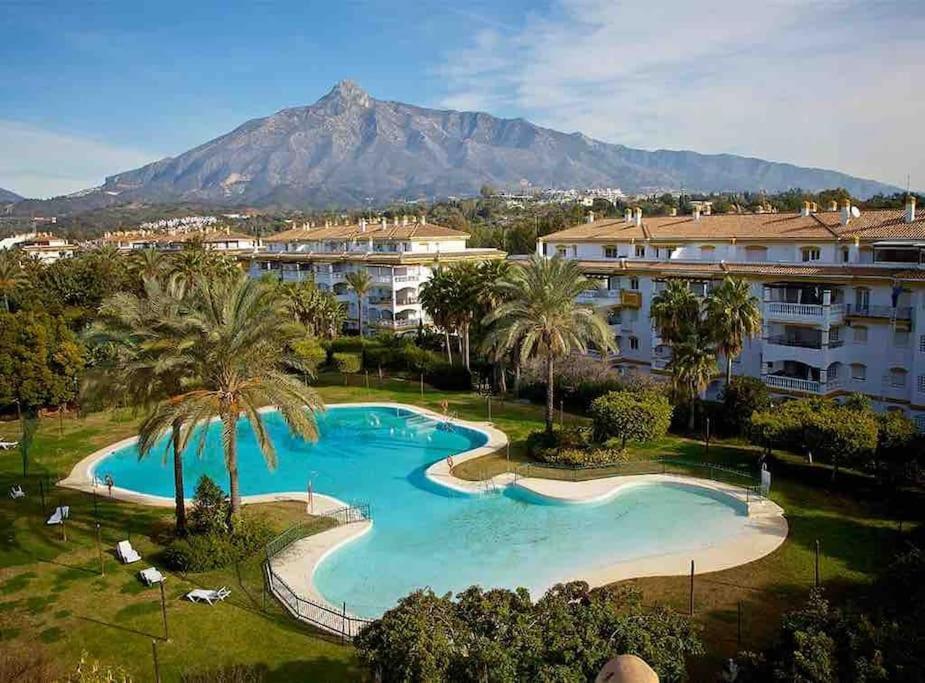 Apartment Urb Dama De Noche 5 Pax Y Terraza En Puerto Banus Marbella